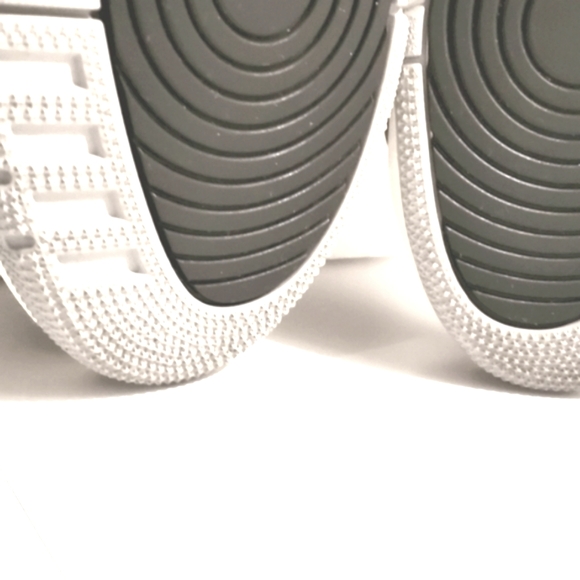 Air Jordan 3 Retro - Picture 3 of 7